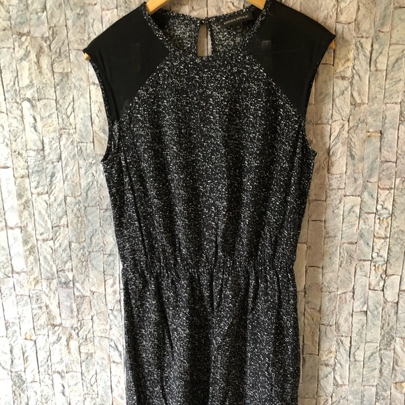 Banana Republic Dresses & Skirts - BANANA REPUBLIC Sleeveless Dress